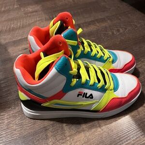 Fila tennis shoes